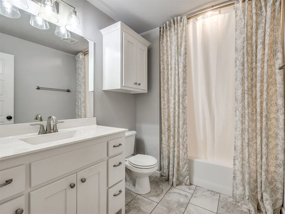 1610 E Roanoke Court Broken Arrow, OK 74011