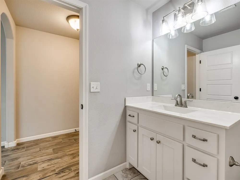 1610 E Roanoke Court Broken Arrow, OK 74011