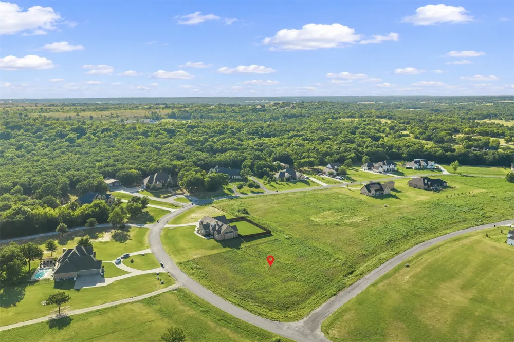 Lucca Lane Ardmore, OK 73401