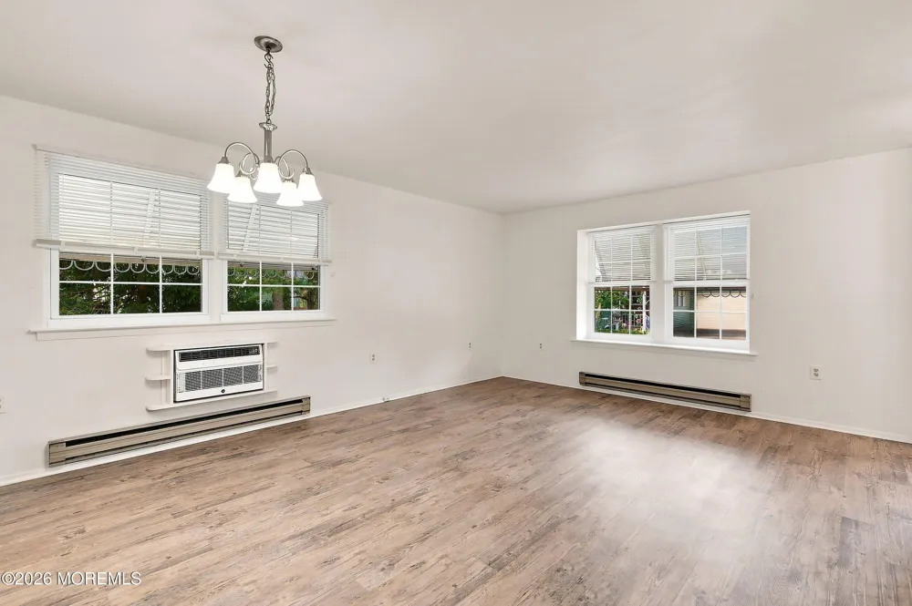 11 Spring Street #C Whiting, NJ 08759