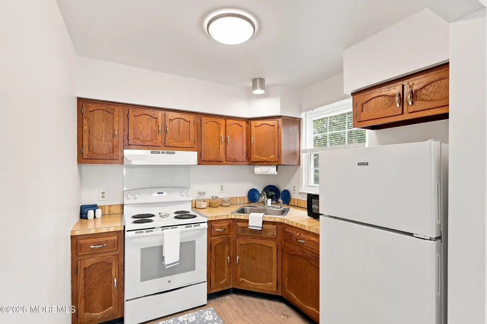 11 Spring Street #C Whiting, NJ 08759