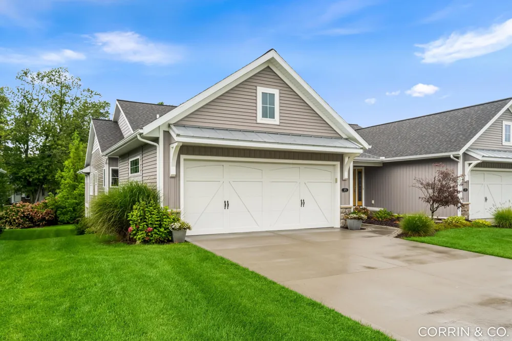 575 Riverbank Circle Zeeland City, MI 49464
