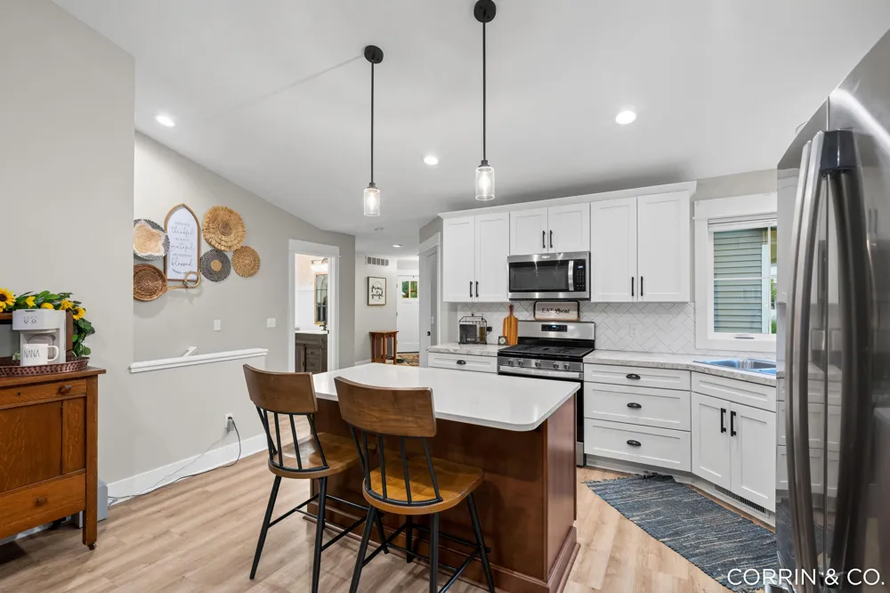 575 Riverbank Circle Zeeland City, MI 49464