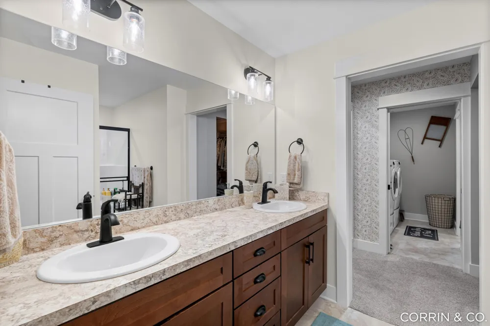 575 Riverbank Circle Zeeland City, MI 49464