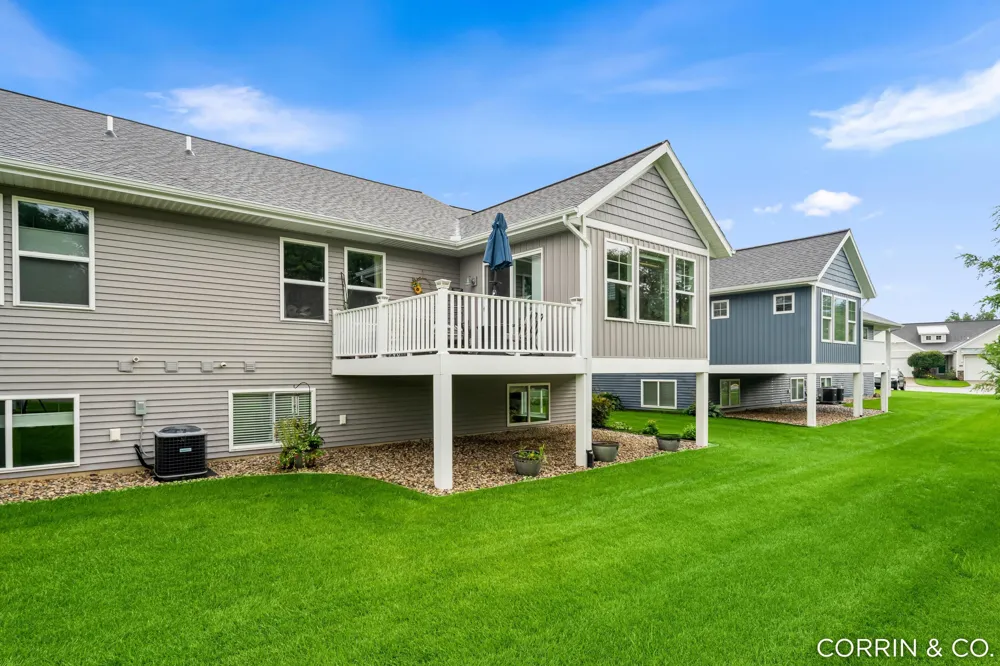 575 Riverbank Circle Zeeland City, MI 49464