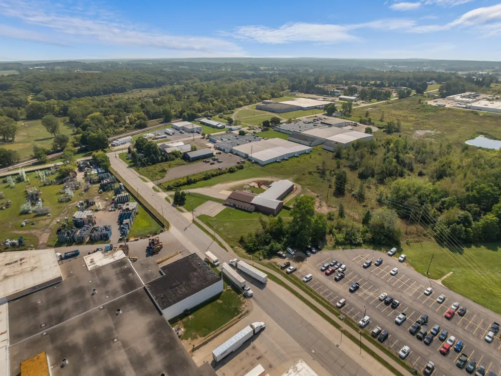 271 Gaige Street Jonesville City, MI 49250