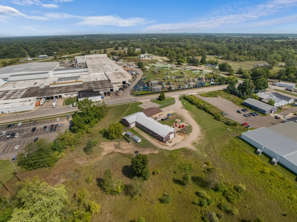 271 Gaige Street Jonesville City, MI 49250