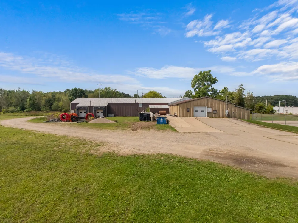 271 Gaige Street Jonesville City, MI 49250