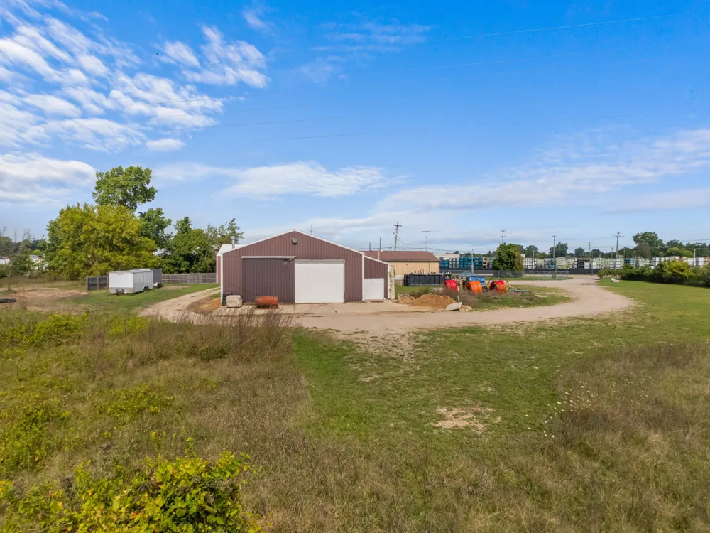 271 Gaige Street Jonesville City, MI 49250