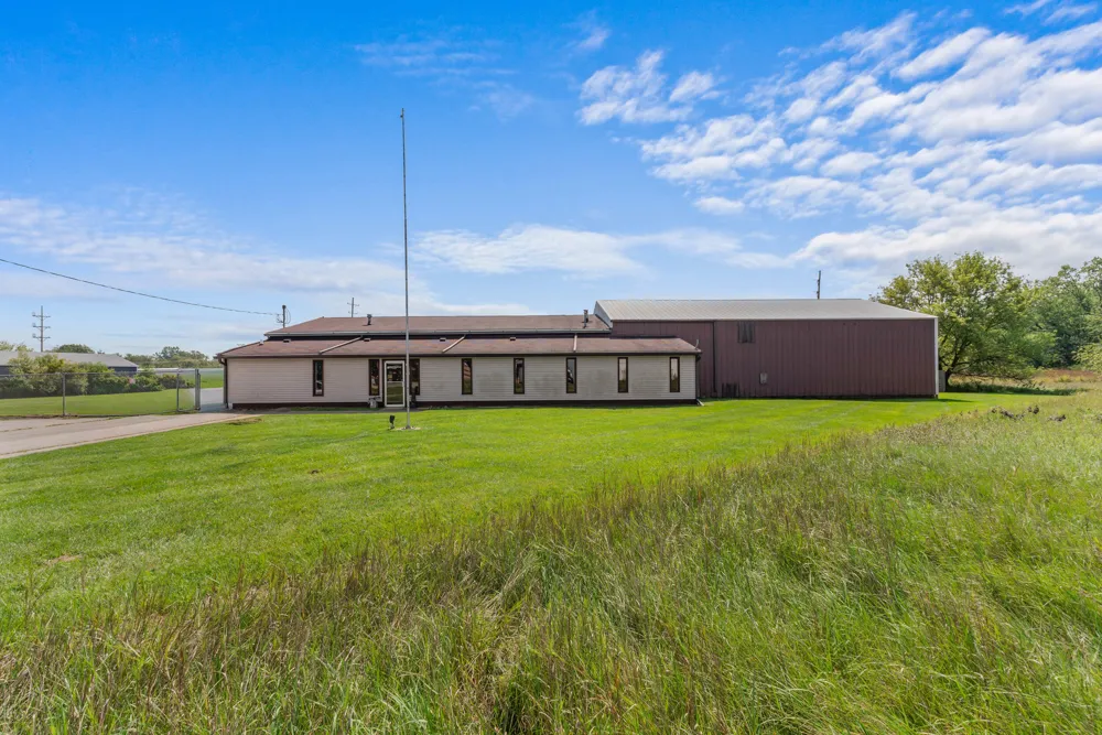 271 Gaige Street Jonesville City, MI 49250