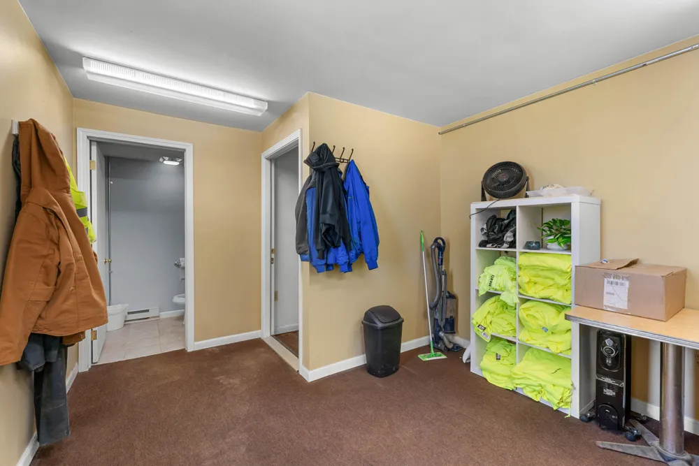 271 Gaige Street Jonesville City, MI 49250