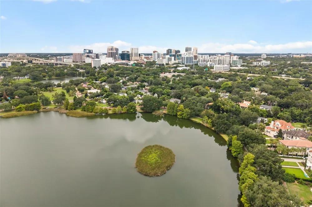 1213 NOBLE PLACE Orlando, FL 32801