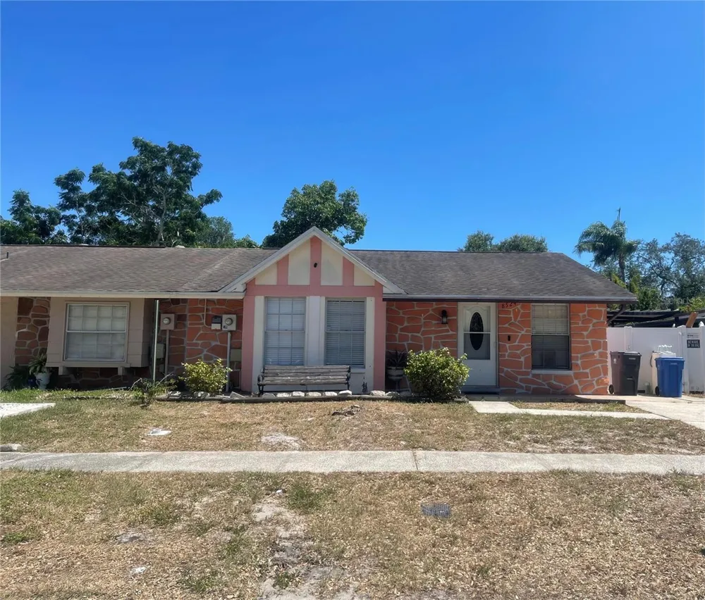 8524 CATALINA DRIVE Tampa, FL 33615