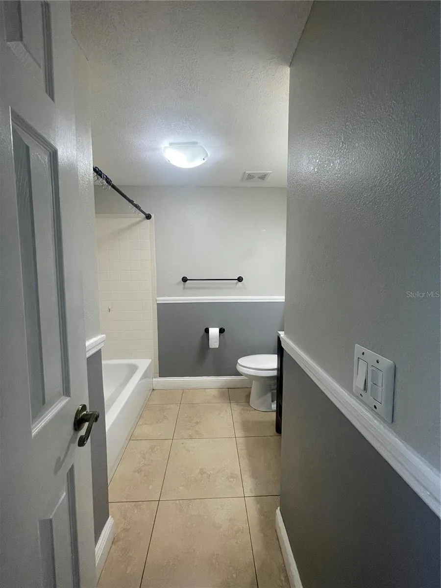8524 CATALINA DRIVE Tampa, FL 33615