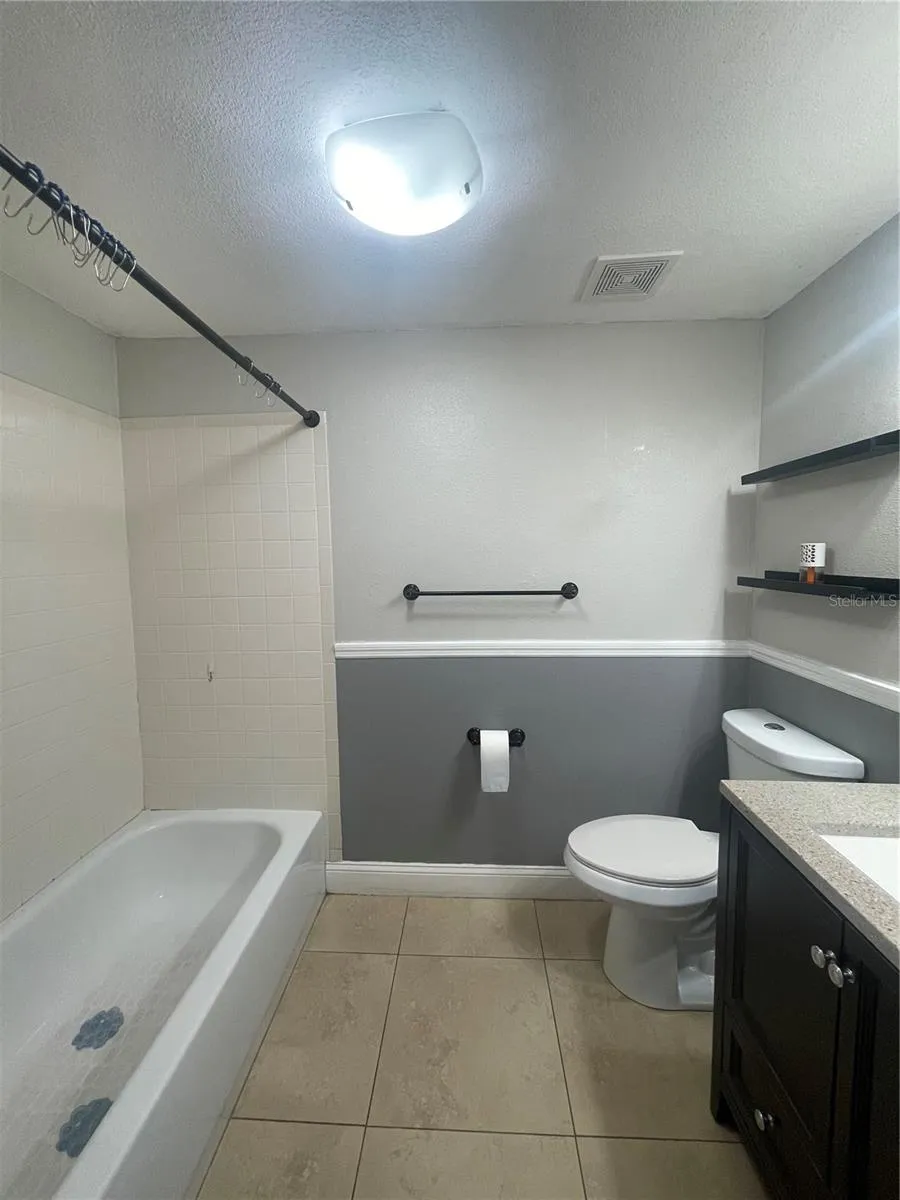 8524 CATALINA DRIVE Tampa, FL 33615