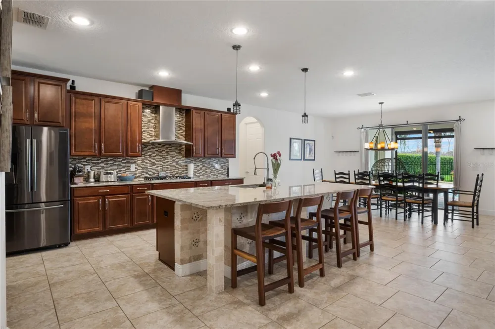 6020 MARLEON DRIVE Windermere, FL 34786