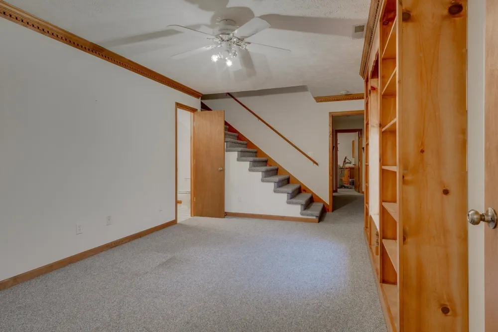 121 Joe Ave Hohenwald, TN 38462