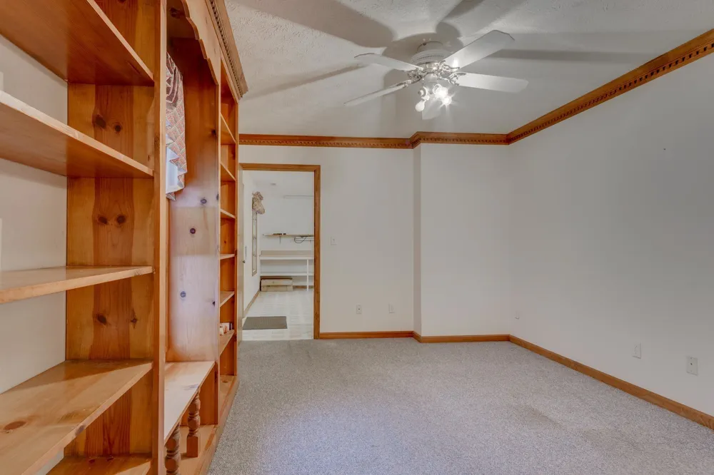 121 Joe Ave Hohenwald, TN 38462