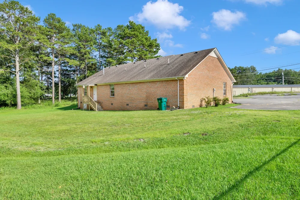 121 Joe Ave Hohenwald, TN 38462