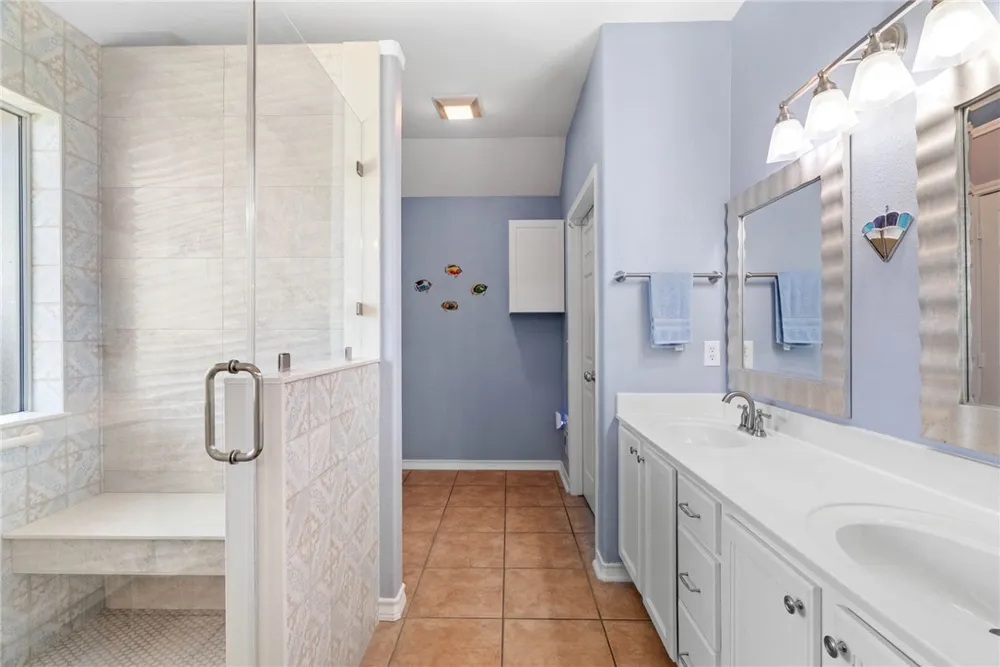 102 Plantation Drive Rockport, TX 78382