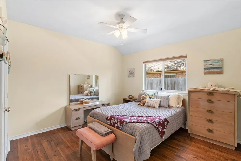 102 Plantation Drive Rockport, TX 78382