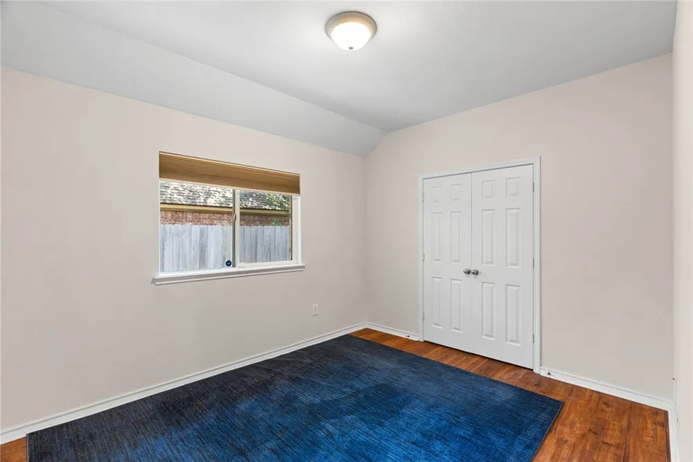 102 Plantation Drive Rockport, TX 78382