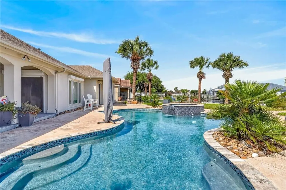 313 Porpoise Drive Aransas Pass, TX 78336