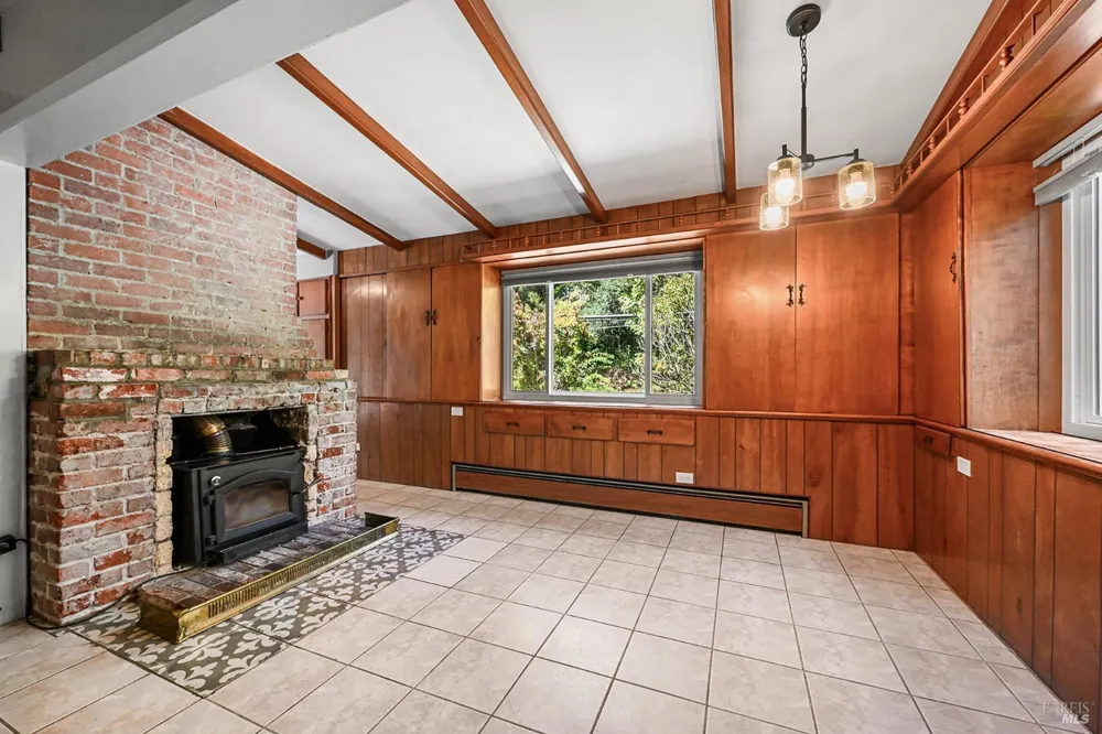 19108 Church Street Monte Rio, CA 95462