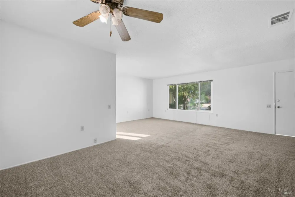 109 Rainier Circle Vacaville, CA 95687