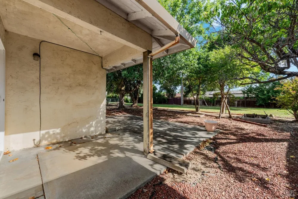 109 Rainier Circle Vacaville, CA 95687
