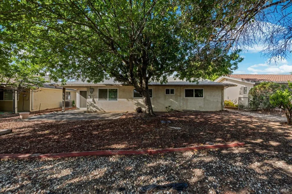 109 Rainier Circle Vacaville, CA 95687