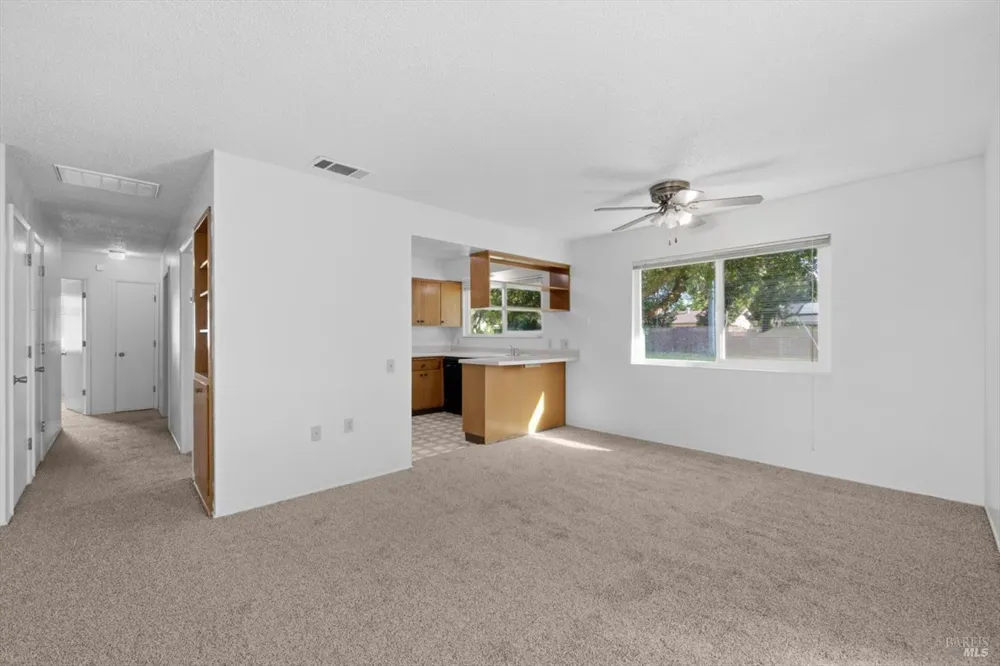 109 Rainier Circle Vacaville, CA 95687