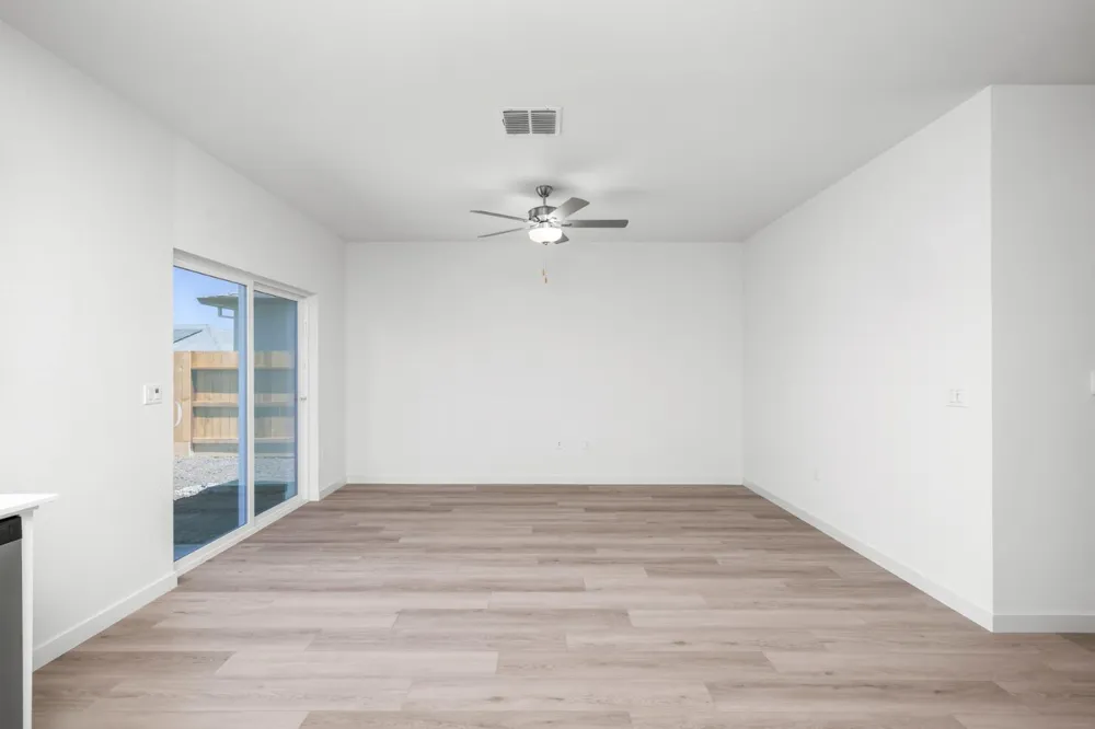 2221 Woods Drive Linda, CA 95901