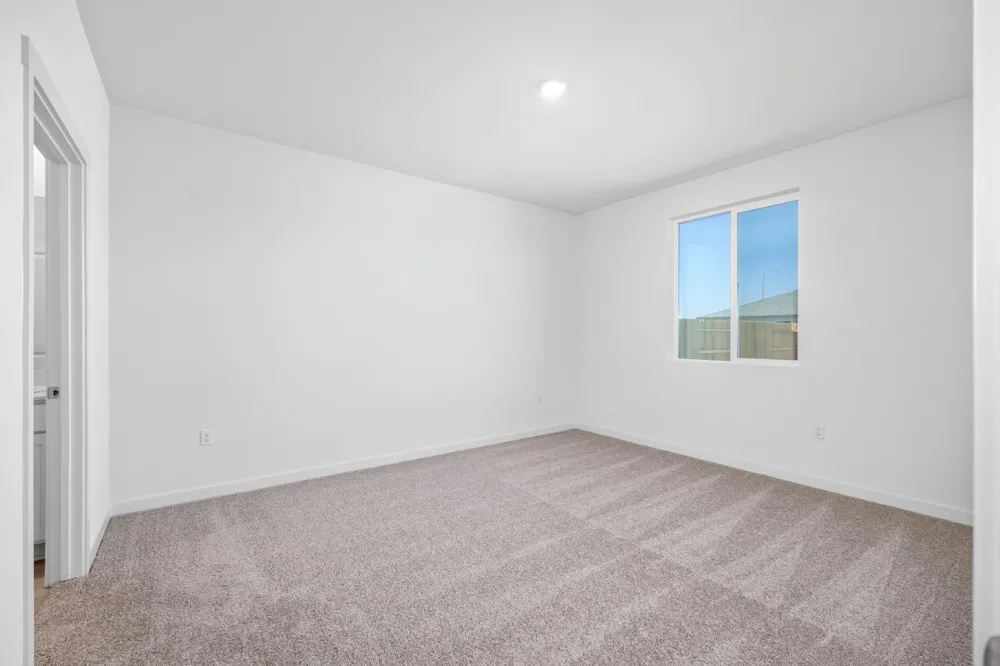 2221 Woods Drive Linda, CA 95901