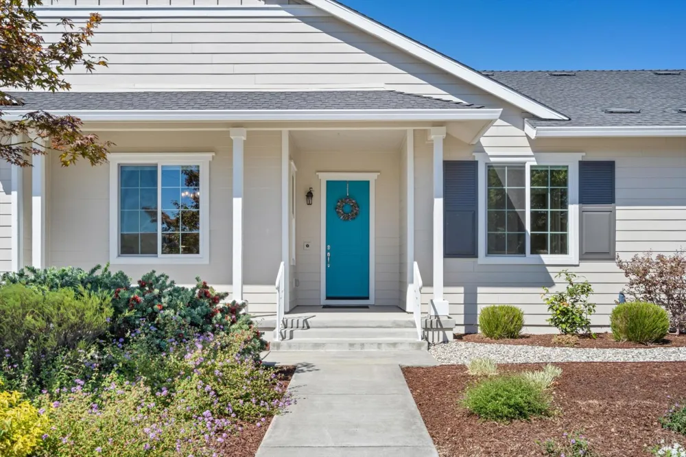 99 Chelsea Drive Santa Rosa, CA 95403