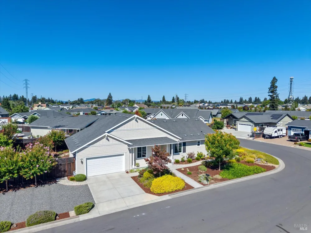 99 Chelsea Drive Santa Rosa, CA 95403