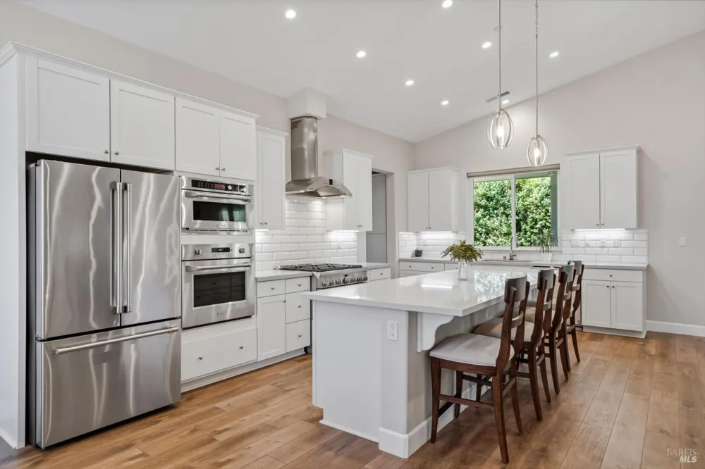 99 Chelsea Drive Santa Rosa, CA 95403