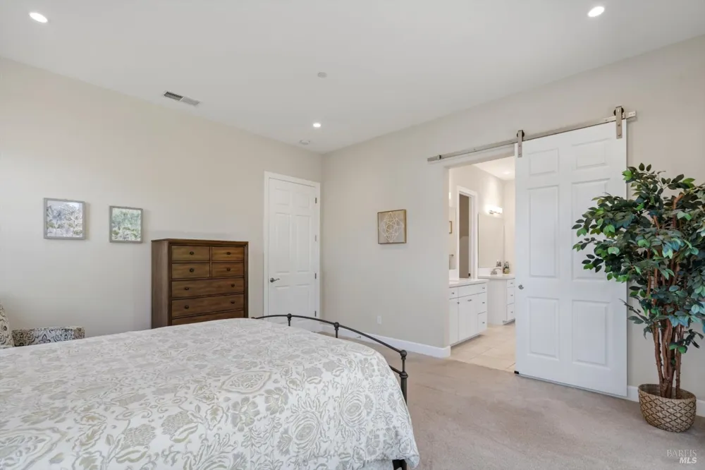 99 Chelsea Drive Santa Rosa, CA 95403