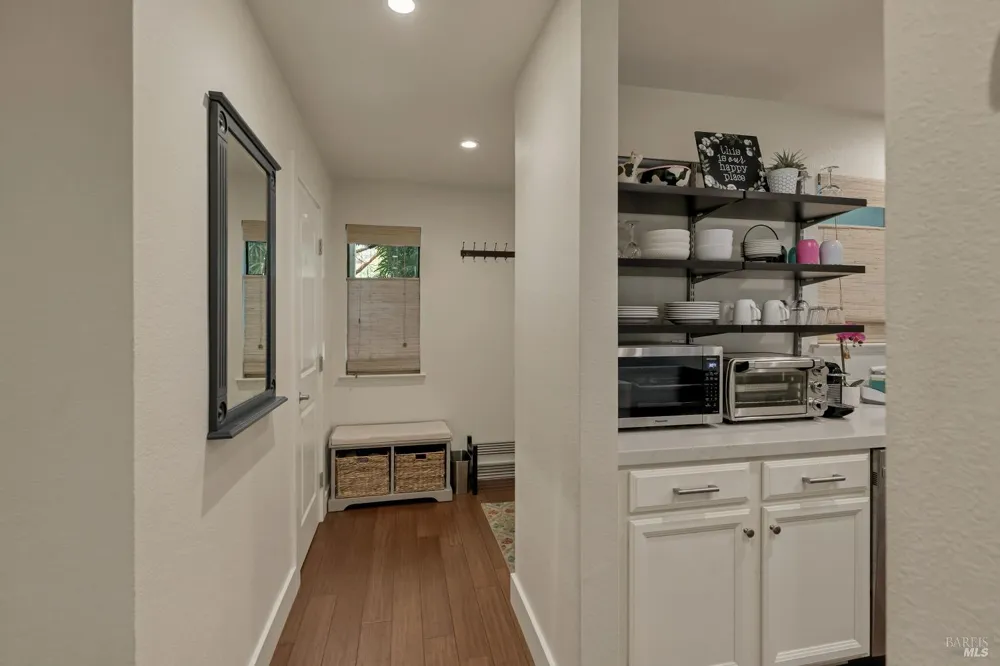 225 2nd Street E ##7 Sonoma, CA 95476