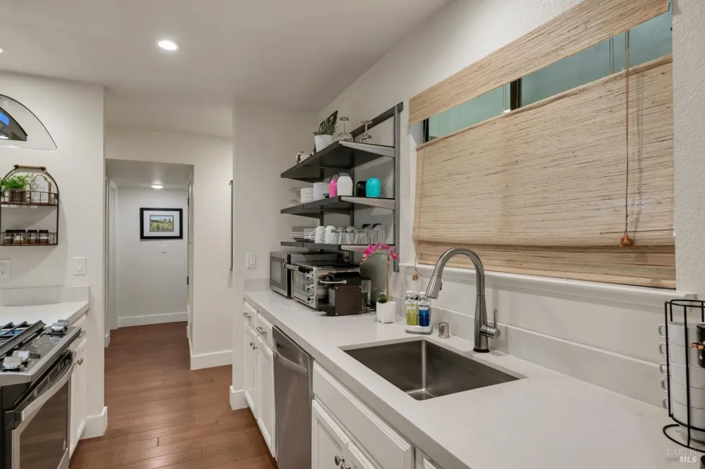 225 2nd Street E ##7 Sonoma, CA 95476
