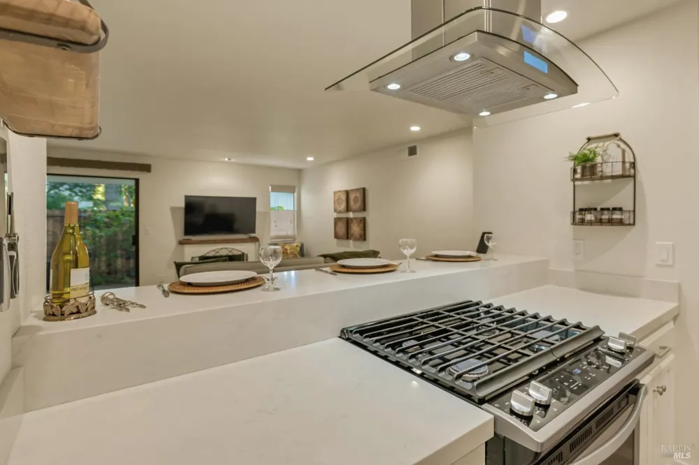 225 2nd Street E ##7 Sonoma, CA 95476