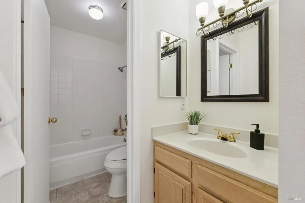 261 Redhawk Road Novato, CA 94949