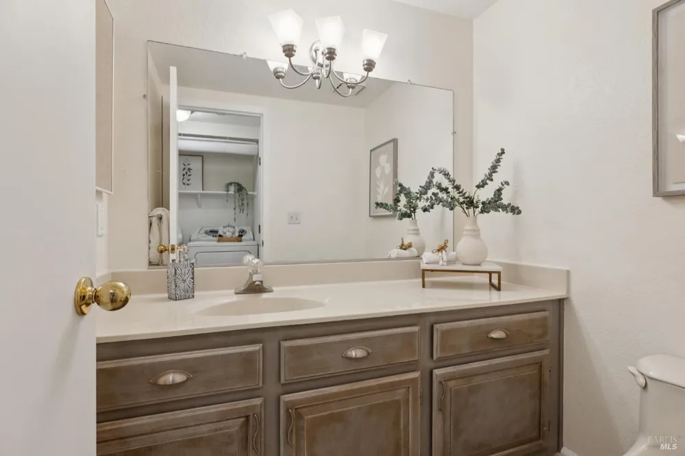 261 Redhawk Road Novato, CA 94949