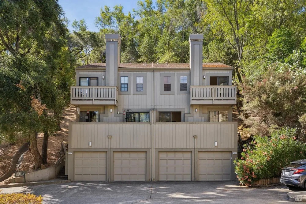 261 Redhawk Road Novato, CA 94949
