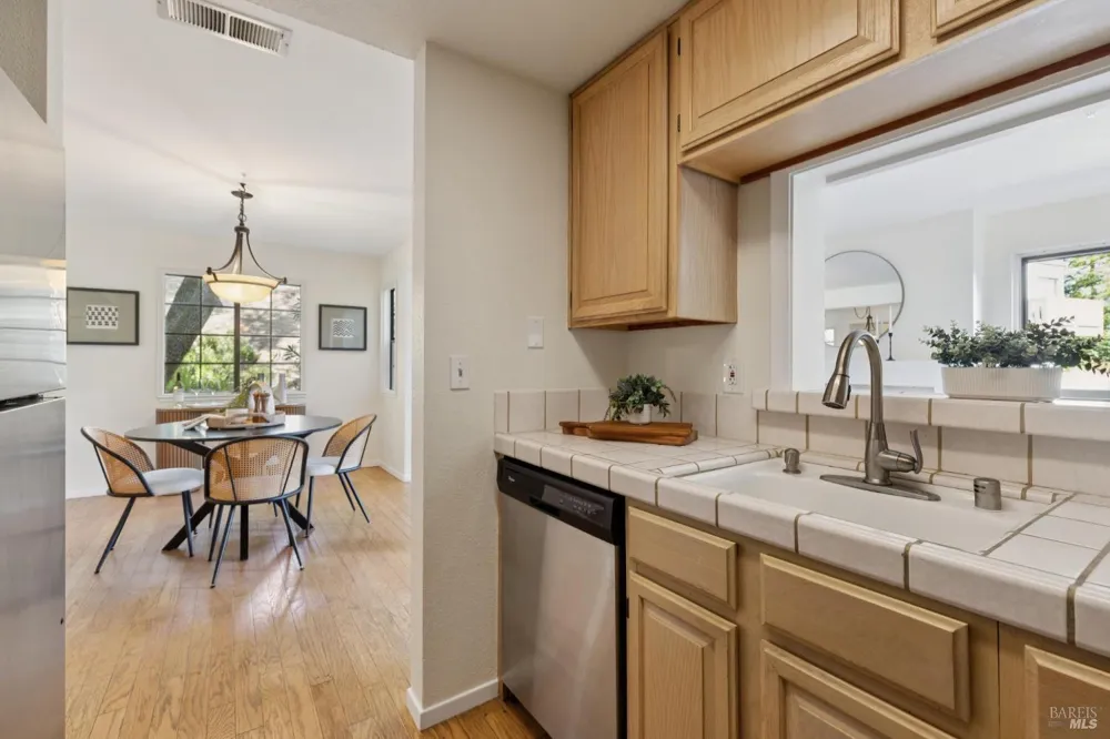 261 Redhawk Road Novato, CA 94949