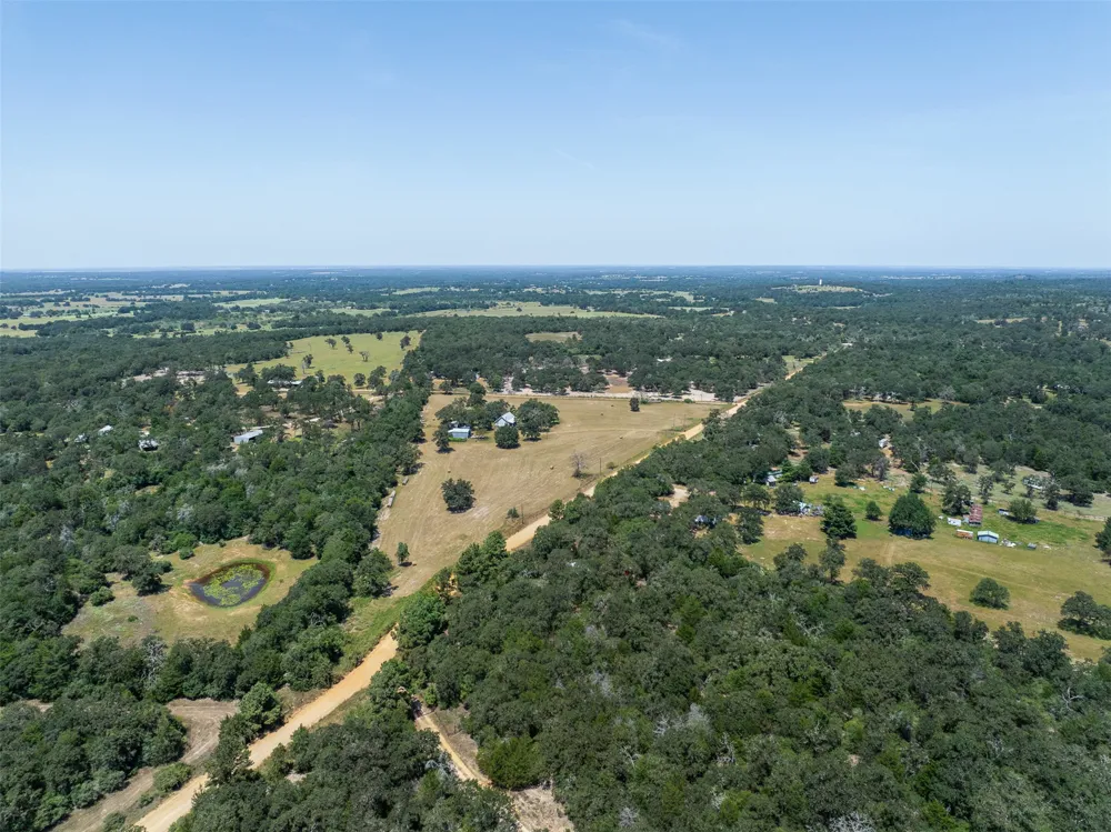 3023 County Road 326 Rockdale, TX 76567