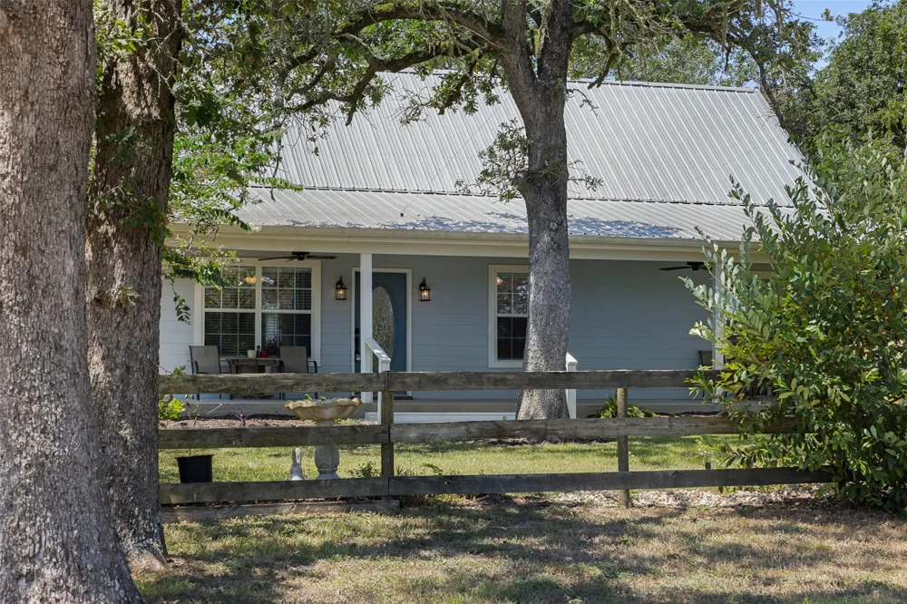 3023 County Road 326 Rockdale, TX 76567