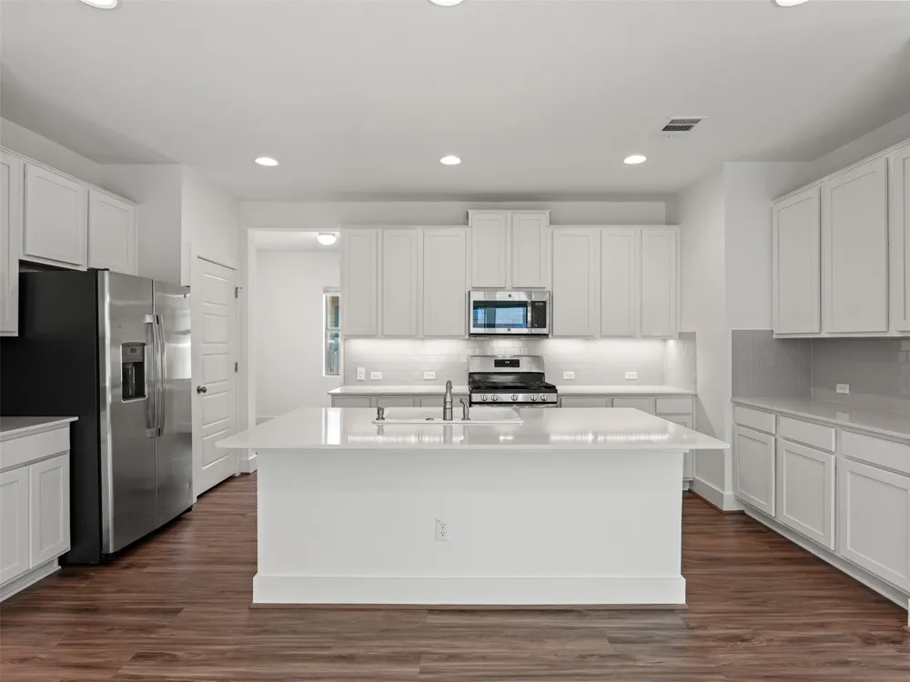 604 Golden Glory Road Leander, TX 78641