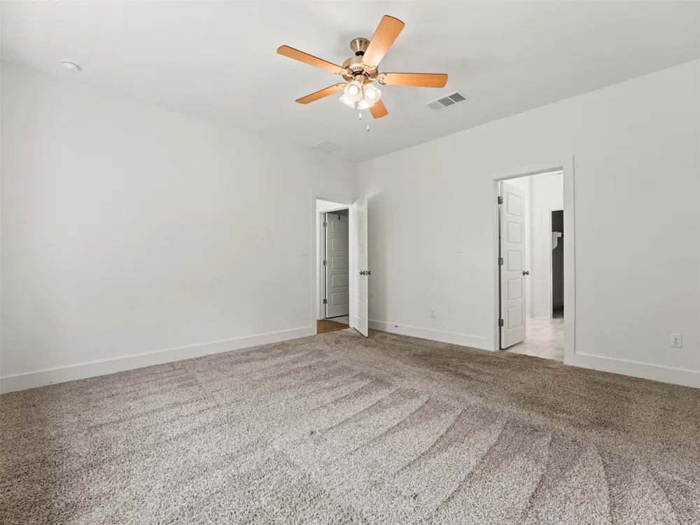 604 Golden Glory Road Leander, TX 78641