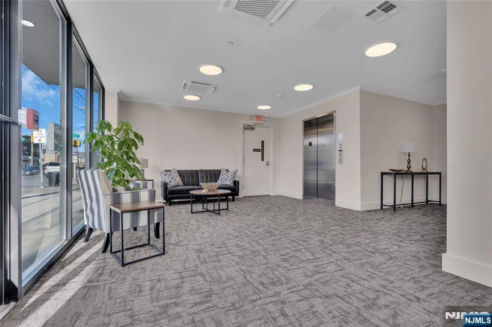 108 Ridge Road 304 North Arlington, NJ 07031